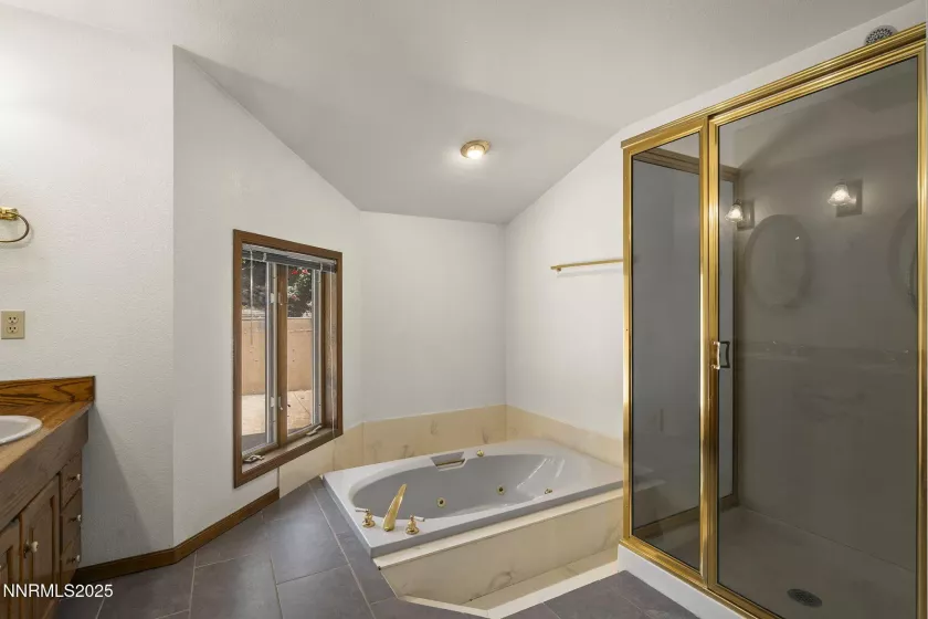 430 Queen, Sparks, Nevada 89431, 3 Bedrooms Bedrooms, ,3 BathroomsBathrooms,Residential,Residential,Queen,250051217