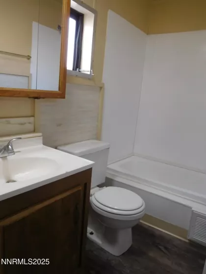 2720 Dahlia, Reno, Nevada 89512, 2 Bedrooms Bedrooms, ,2 BathroomsBathrooms,Residential,Residential,Dahlia,250051225