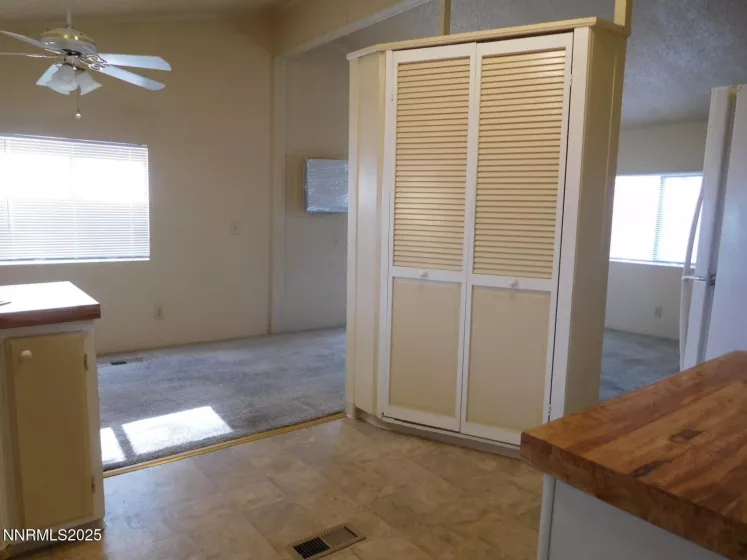 2720 Dahlia, Reno, Nevada 89512, 2 Bedrooms Bedrooms, ,2 BathroomsBathrooms,Residential,Residential,Dahlia,250051225