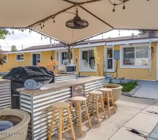 2195 Plumb, Reno, Nevada 89509, 4 Bedrooms Bedrooms, ,4 BathroomsBathrooms,Residential,Residential,Plumb,250051228