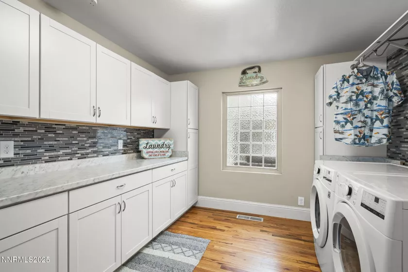 2195 Plumb, Reno, Nevada 89509, 4 Bedrooms Bedrooms, ,4 BathroomsBathrooms,Residential,Residential,Plumb,250051228