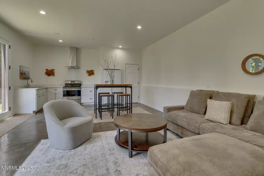 949 Fairview, Incline Village, Nevada 89451, 7 Bedrooms Bedrooms, ,10 BathroomsBathrooms,Residential,Residential,Fairview,250051239
