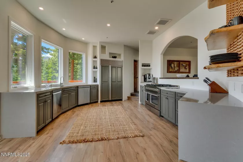 949 Fairview, Incline Village, Nevada 89451, 7 Bedrooms Bedrooms, ,10 BathroomsBathrooms,Residential,Residential,Fairview,250051239