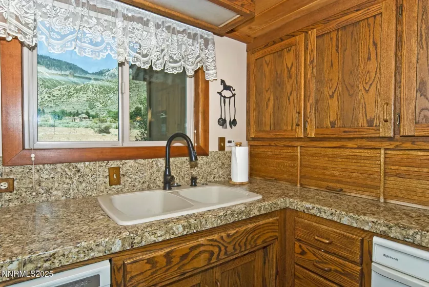 2020 Emigrant, Mesa Vista, California 96120, 2 Bedrooms Bedrooms, ,1 BathroomBathrooms,Residential,Residential,Emigrant,250051244