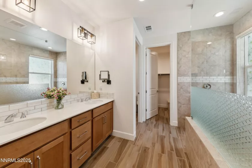 622 Braided Rope, Reno, Nevada 89511, 4 Bedrooms Bedrooms, ,3 BathroomsBathrooms,Residential,Residential,Braided Rope,250051247