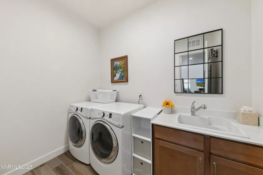 622 Braided Rope, Reno, Nevada 89511, 4 Bedrooms Bedrooms, ,3 BathroomsBathrooms,Residential,Residential,Braided Rope,250051247