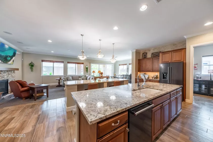 9860 Sea Breeze, Reno, Nevada 89521, 5 Bedrooms Bedrooms, ,5 BathroomsBathrooms,Residential,Residential,Sea Breeze,250051248