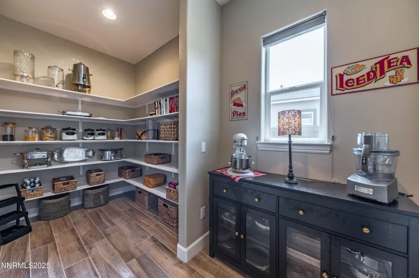 9860 Sea Breeze, Reno, Nevada 89521, 5 Bedrooms Bedrooms, ,5 BathroomsBathrooms,Residential,Residential,Sea Breeze,250051248