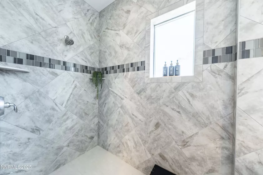 9860 Sea Breeze, Reno, Nevada 89521, 5 Bedrooms Bedrooms, ,5 BathroomsBathrooms,Residential,Residential,Sea Breeze,250051248