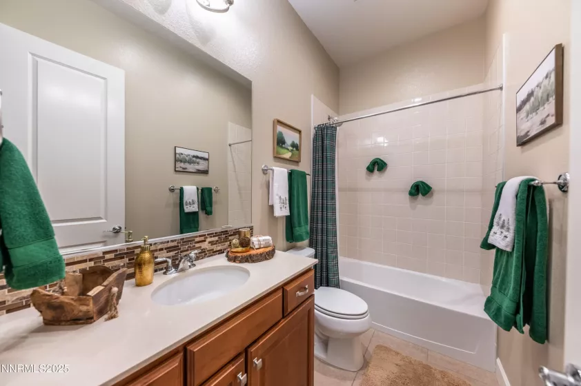 9860 Sea Breeze, Reno, Nevada 89521, 5 Bedrooms Bedrooms, ,5 BathroomsBathrooms,Residential,Residential,Sea Breeze,250051248