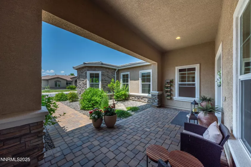 9860 Sea Breeze, Reno, Nevada 89521, 5 Bedrooms Bedrooms, ,5 BathroomsBathrooms,Residential,Residential,Sea Breeze,250051248