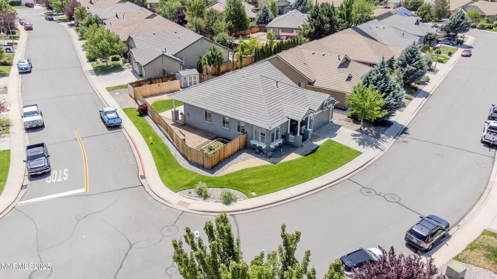 5828 Desert Mirage, Sparks, Nevada 89436, 3 Bedrooms Bedrooms, ,2 BathroomsBathrooms,Residential,Residential,Desert Mirage,250051255