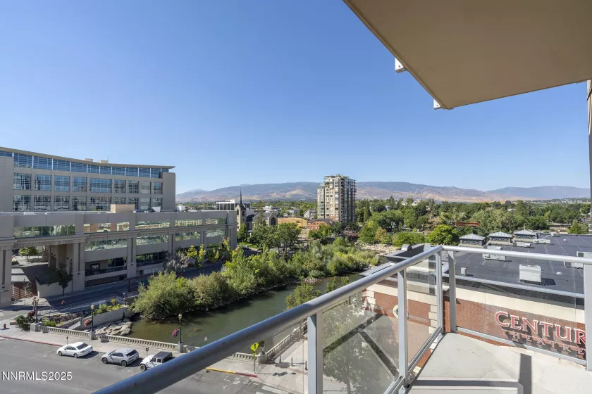 50 Sierra, Reno, Nevada 89501, 2 Bedrooms Bedrooms, ,2 BathroomsBathrooms,Residential,Residential,Sierra,250051260