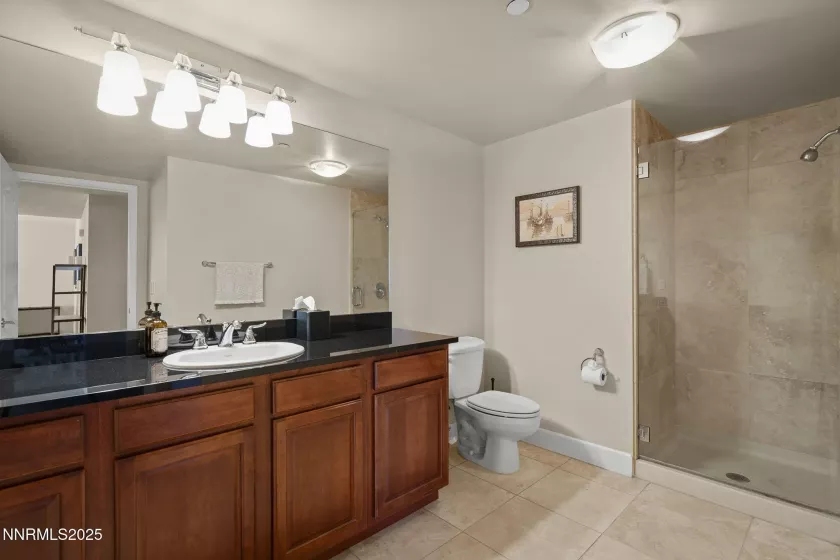 50 Sierra, Reno, Nevada 89501, 2 Bedrooms Bedrooms, ,2 BathroomsBathrooms,Residential,Residential,Sierra,250051260