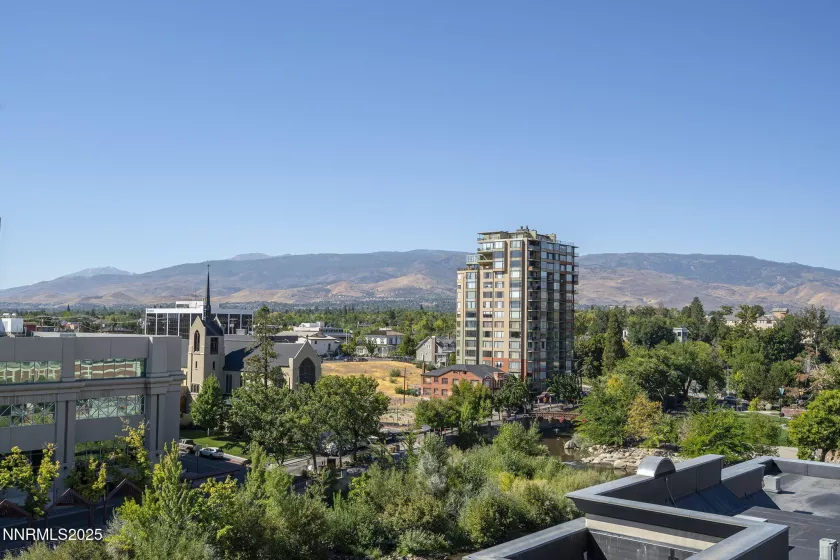 50 Sierra, Reno, Nevada 89501, 2 Bedrooms Bedrooms, ,2 BathroomsBathrooms,Residential,Residential,Sierra,250051260