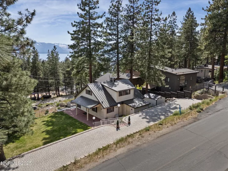 605 Jerry, Zephyr Cove, Nevada 89448, 4 Bedrooms Bedrooms, ,2 BathroomsBathrooms,Residential,Residential,Jerry,250051261