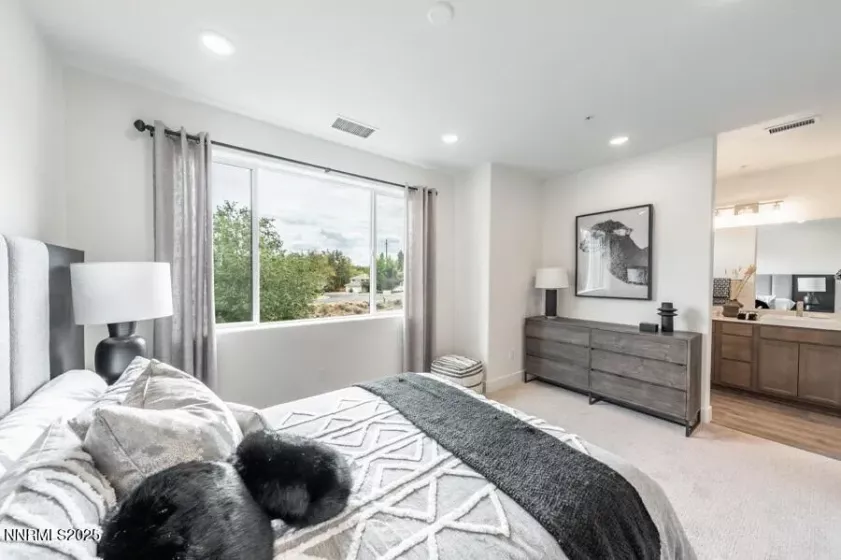 165 Rissone, Reno, Nevada 89503, 4 Bedrooms Bedrooms, ,4 BathroomsBathrooms,Residential,Residential,Rissone,250051263