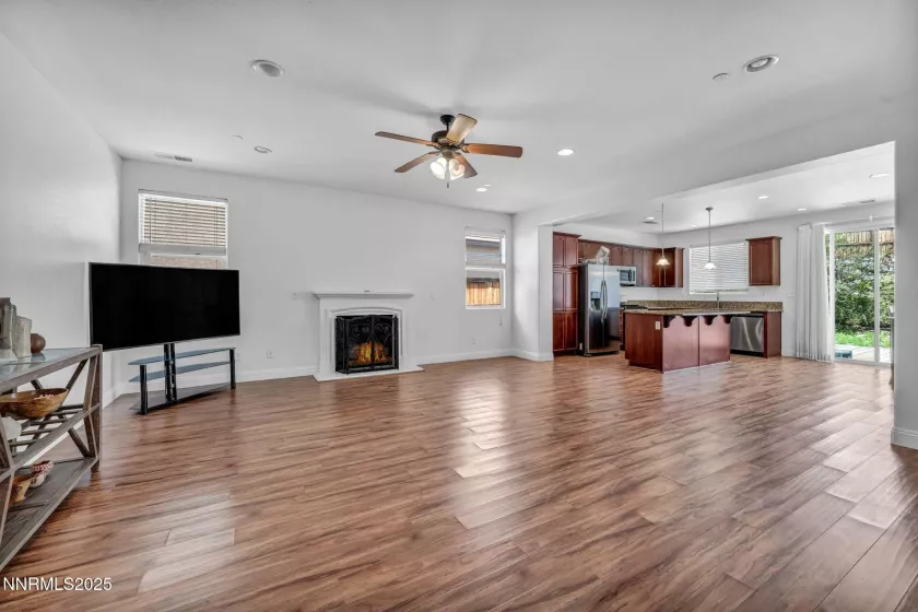 5310 Healing Stone, Sparks, Nevada 89436, 4 Bedrooms Bedrooms, ,3 BathroomsBathrooms,Residential,Residential,Healing Stone,250051264