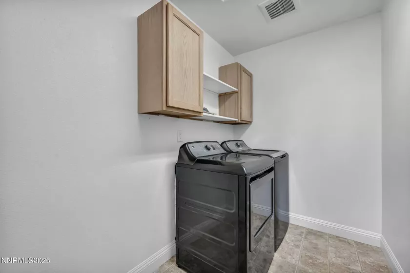 5310 Healing Stone, Sparks, Nevada 89436, 4 Bedrooms Bedrooms, ,3 BathroomsBathrooms,Residential,Residential,Healing Stone,250051264