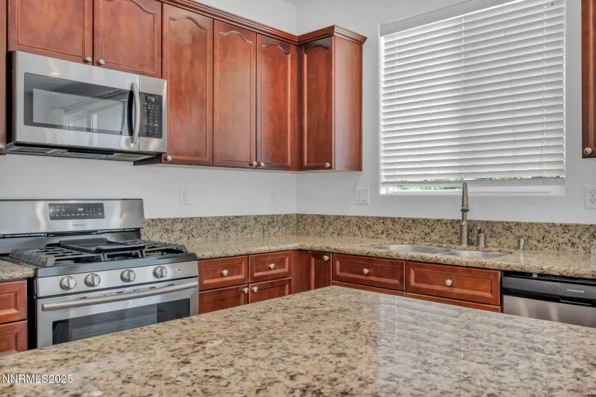 5310 Healing Stone, Sparks, Nevada 89436, 4 Bedrooms Bedrooms, ,3 BathroomsBathrooms,Residential,Residential,Healing Stone,250051264