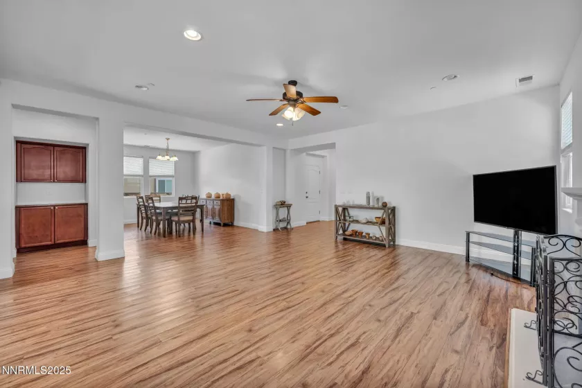 5310 Healing Stone, Sparks, Nevada 89436, 4 Bedrooms Bedrooms, ,3 BathroomsBathrooms,Residential,Residential,Healing Stone,250051264