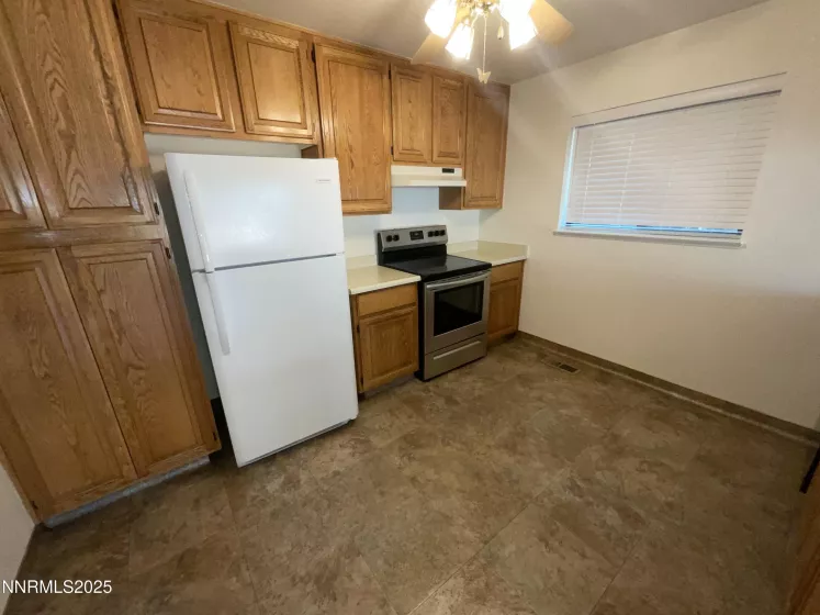 1561 Wyoming, Reno, Nevada 89503, 3 Bedrooms Bedrooms, ,2 BathroomsBathrooms,Residential,Residential,Wyoming,250051275