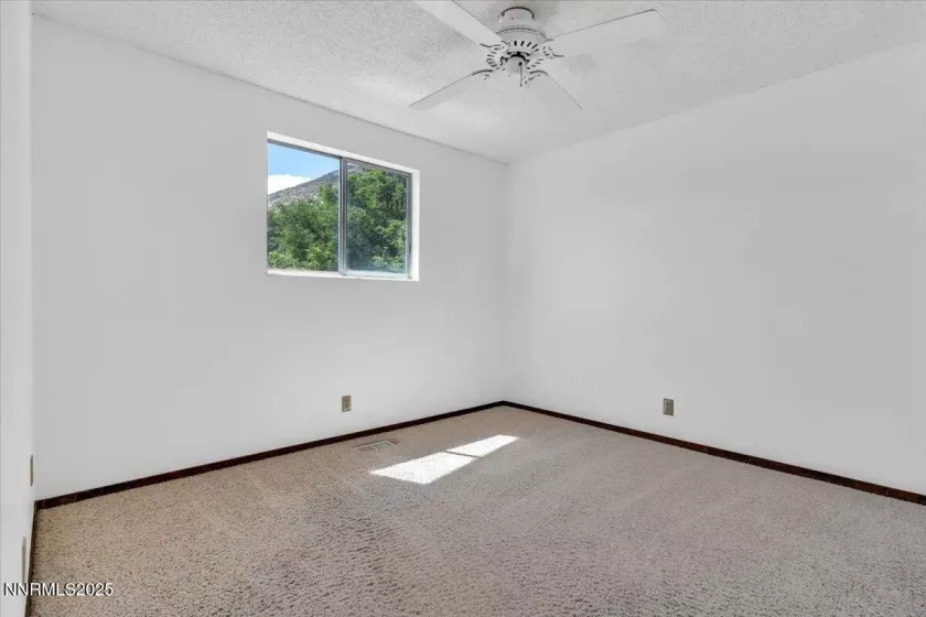 1809 Franklin, Carson City, Nevada 89706, 4 Bedrooms Bedrooms, ,3 BathroomsBathrooms,Residential,Residential,Franklin,250051276