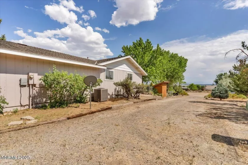 1809 Franklin, Carson City, Nevada 89706, 4 Bedrooms Bedrooms, ,3 BathroomsBathrooms,Residential,Residential,Franklin,250051276