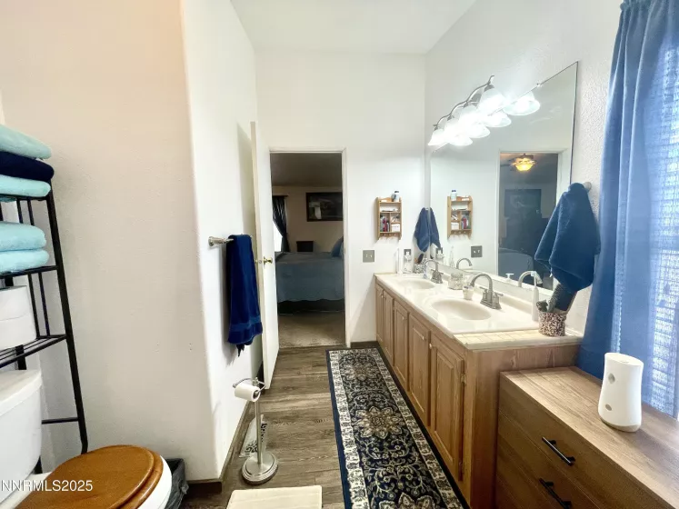 8770 Ring, Battle Mountain, Nevada 89820, 3 Bedrooms Bedrooms, ,2 BathroomsBathrooms,Residential,Residential,Ring,250051277