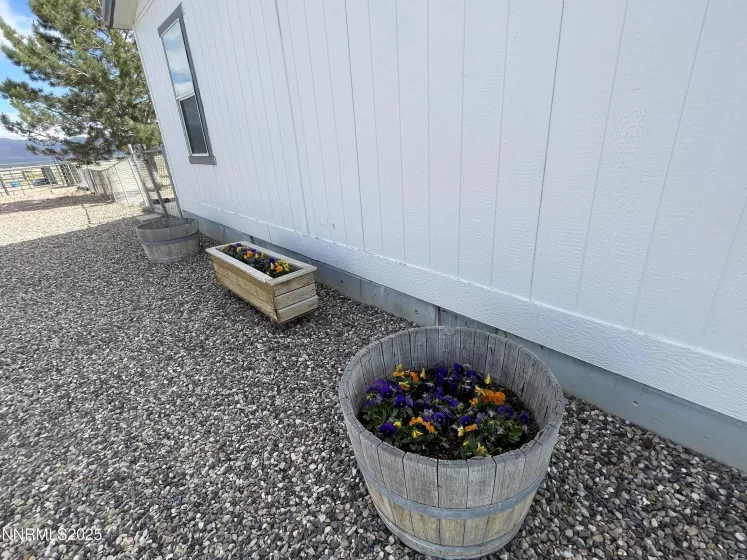 8770 Ring, Battle Mountain, Nevada 89820, 3 Bedrooms Bedrooms, ,2 BathroomsBathrooms,Residential,Residential,Ring,250051277