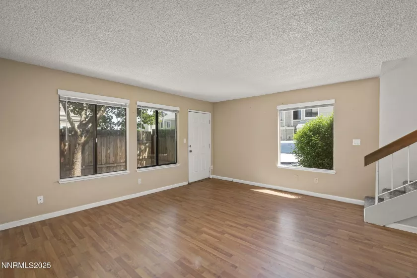 960 ADRIAN, Sparks, Nevada 89431, 2 Bedrooms Bedrooms, ,2 BathroomsBathrooms,Residential,Residential,ADRIAN,250051278