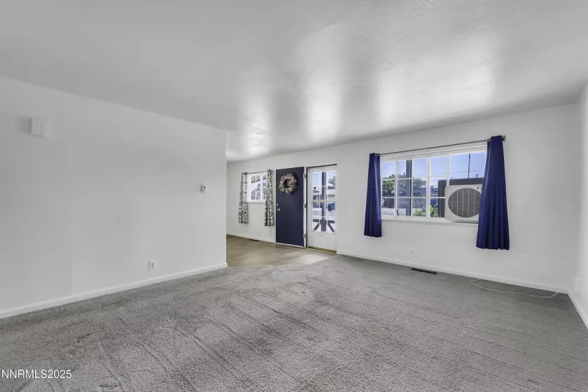 190 Cedar, Fernley, Nevada 89408, 3 Bedrooms Bedrooms, ,2 BathroomsBathrooms,Residential,Residential,Cedar,250051279