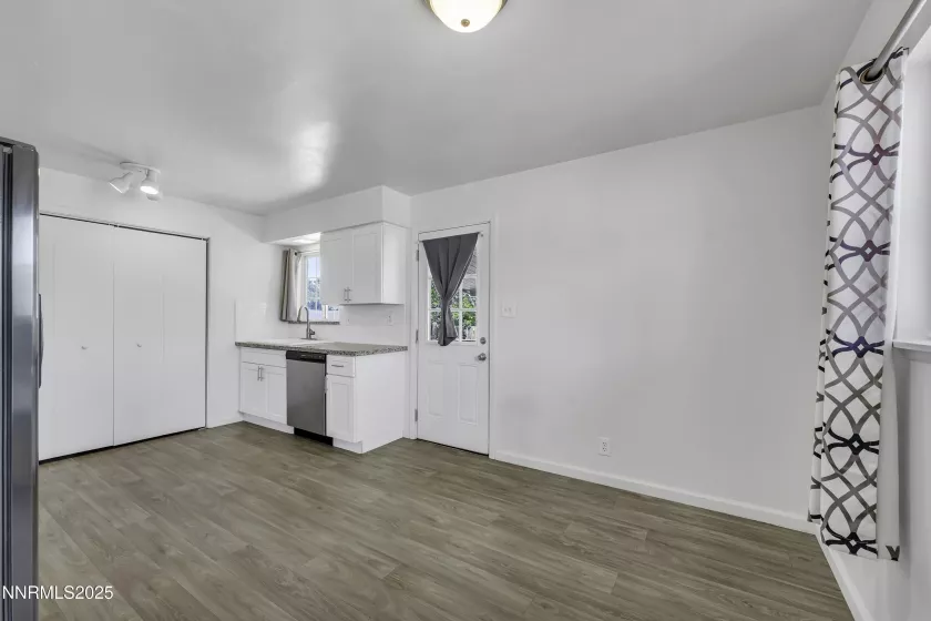 190 Cedar, Fernley, Nevada 89408, 3 Bedrooms Bedrooms, ,2 BathroomsBathrooms,Residential,Residential,Cedar,250051279
