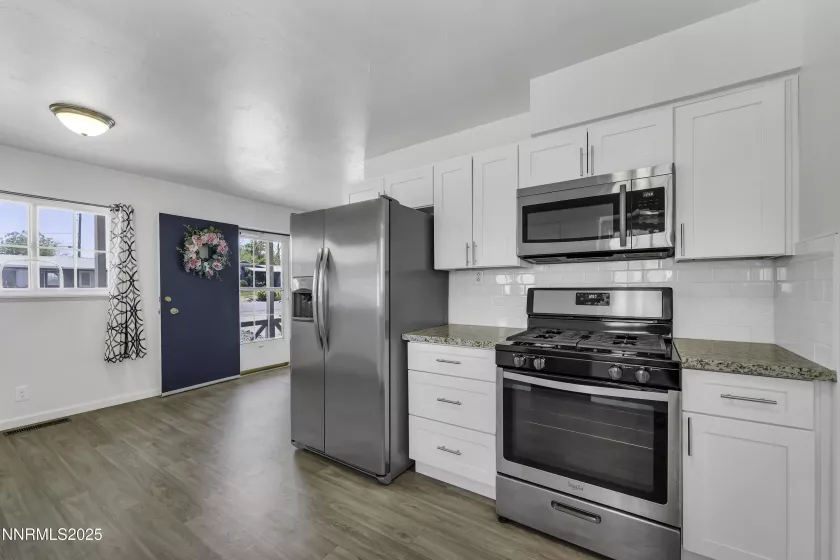 190 Cedar, Fernley, Nevada 89408, 3 Bedrooms Bedrooms, ,2 BathroomsBathrooms,Residential,Residential,Cedar,250051279