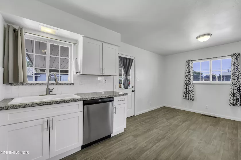 190 Cedar, Fernley, Nevada 89408, 3 Bedrooms Bedrooms, ,2 BathroomsBathrooms,Residential,Residential,Cedar,250051279