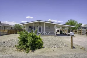 190 Cedar, Fernley, Nevada 89408, 3 Bedrooms Bedrooms, ,2 BathroomsBathrooms,Residential,Residential,Cedar,250051279