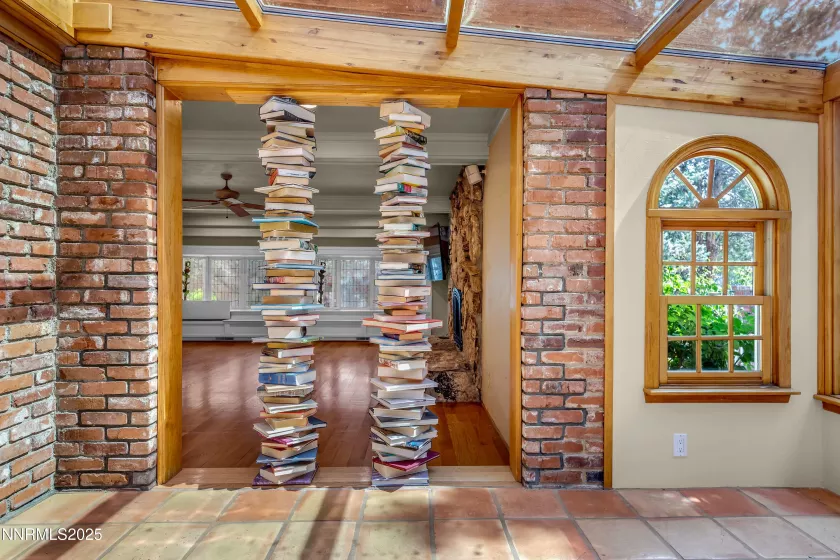 235 Country Club Dr, Reno, Nevada 89509, 4 Bedrooms Bedrooms, ,3 BathroomsBathrooms,Residential,Residential,Country Club Dr,250051291