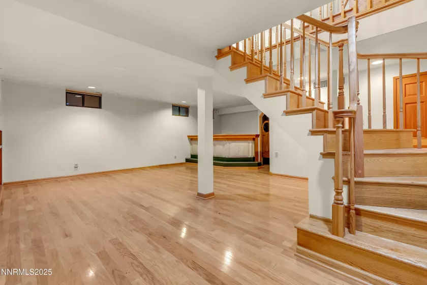 235 Country Club Dr, Reno, Nevada 89509, 4 Bedrooms Bedrooms, ,3 BathroomsBathrooms,Residential,Residential,Country Club Dr,250051291