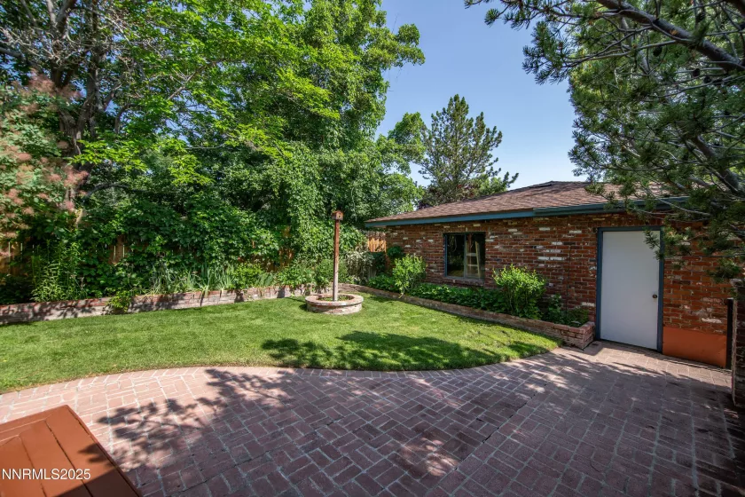 235 Country Club Dr, Reno, Nevada 89509, 4 Bedrooms Bedrooms, ,3 BathroomsBathrooms,Residential,Residential,Country Club Dr,250051291