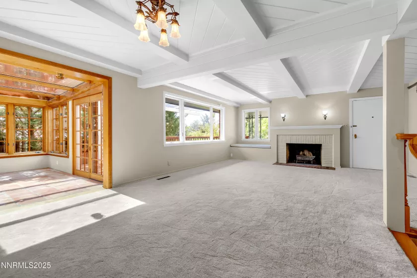 235 Country Club Dr, Reno, Nevada 89509, 4 Bedrooms Bedrooms, ,3 BathroomsBathrooms,Residential,Residential,Country Club Dr,250051291