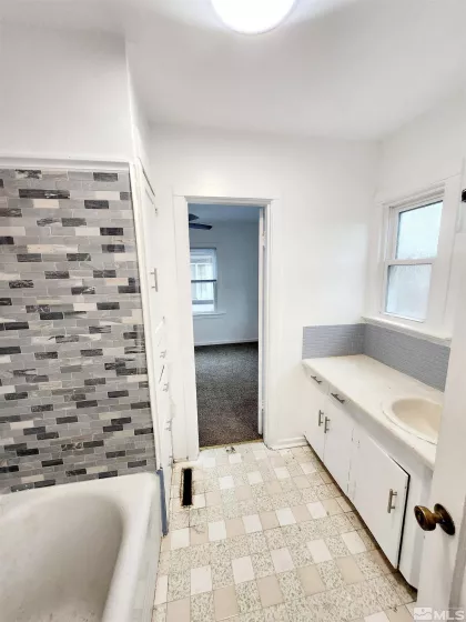 510, 510 1/2 Churchill, Fallon, Nevada 89406, ,Residential Income,Residential,Churchill,250002510