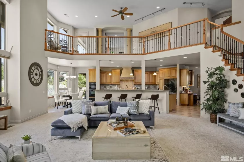 202 Paddington, Reno, Nevada 89511, 6 Bedrooms Bedrooms, ,5 BathroomsBathrooms,Residential,Residential,Paddington,250005863