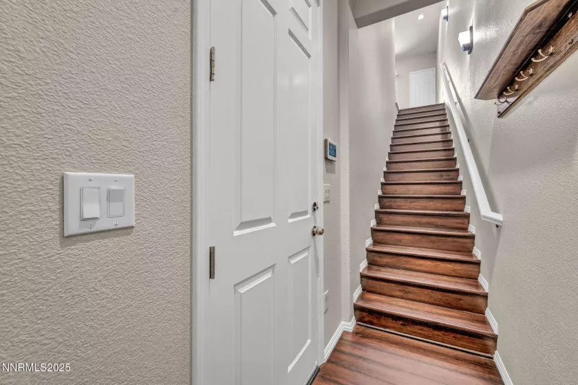 3074 Sterling Ridge, Sparks, Nevada 89431, 2 Bedrooms Bedrooms, ,3 BathroomsBathrooms,Residential,Residential,Sterling Ridge,250051296