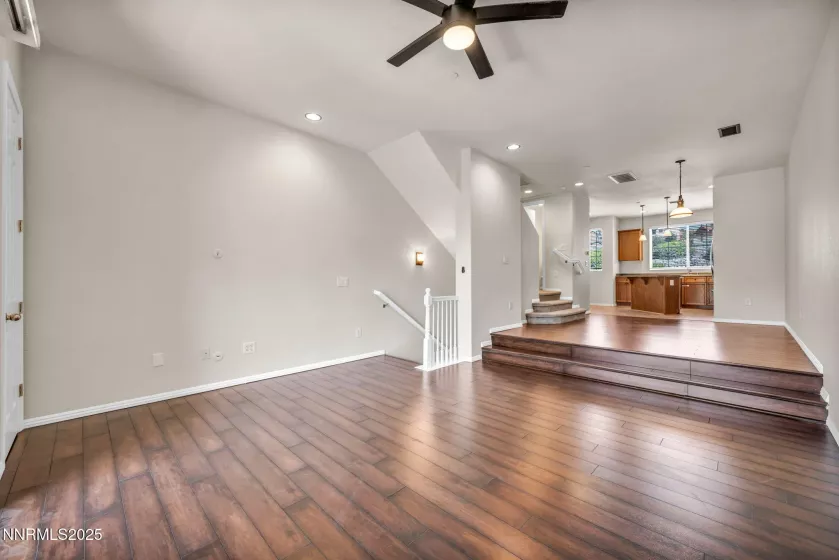 3074 Sterling Ridge, Sparks, Nevada 89431, 2 Bedrooms Bedrooms, ,3 BathroomsBathrooms,Residential,Residential,Sterling Ridge,250051296