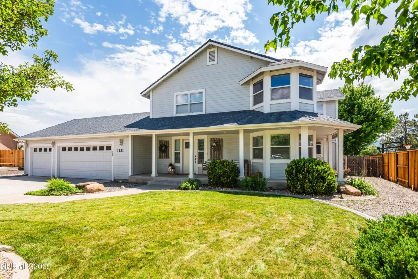 1131 Country Club, Minden, Nevada 89423, 4 Bedrooms Bedrooms, ,3 BathroomsBathrooms,Residential,Residential,Country Club,250051303