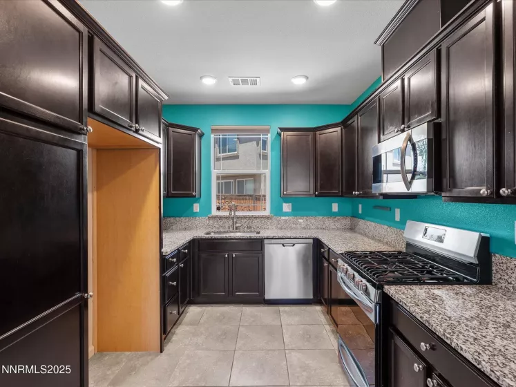6645 Peppergrass, Sparks, Nevada 89436, 3 Bedrooms Bedrooms, ,3 BathroomsBathrooms,Residential,Residential,Peppergrass,250051305