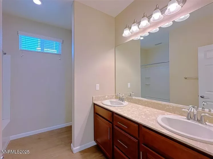 2180 Alamo Square, Reno, Nevada 89509, 3 Bedrooms Bedrooms, ,3 BathroomsBathrooms,Residential,Residential,Alamo Square,250051315