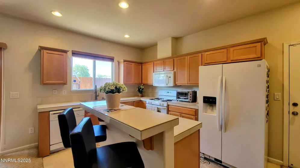 1390 Copper Leaf, Reno, Nevada 89506, 2 Bedrooms Bedrooms, ,2 BathroomsBathrooms,Residential,Residential,Copper Leaf,250051237