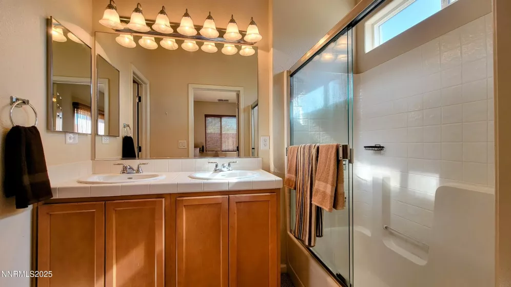 1390 Copper Leaf, Reno, Nevada 89506, 2 Bedrooms Bedrooms, ,2 BathroomsBathrooms,Residential,Residential,Copper Leaf,250051237