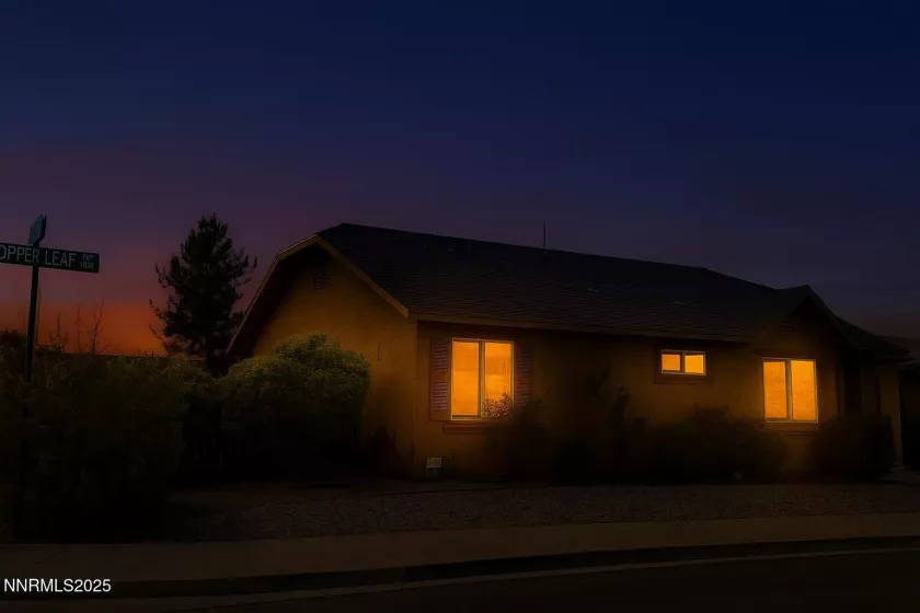 1390 Copper Leaf, Reno, Nevada 89506, 2 Bedrooms Bedrooms, ,2 BathroomsBathrooms,Residential,Residential,Copper Leaf,250051237
